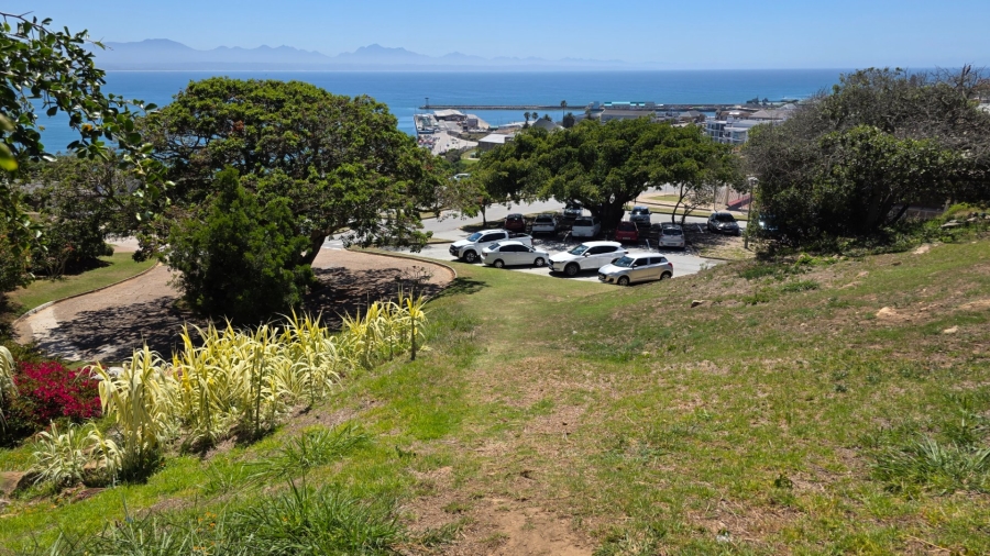 Commercial Property for Sale in Mossel Bay Central Western Cape
